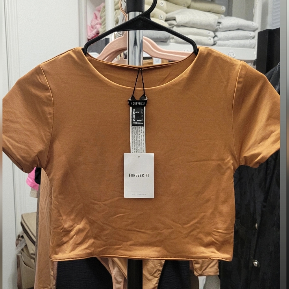 NWT Forever 21 Double lined crop top. Tan- Small